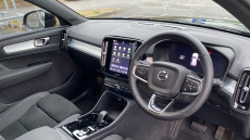 Volvo XC40 2.0 B4P Plus Black Edition 5dr Auto Petrol Estate